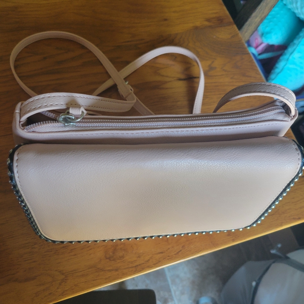 Pink purse - Picture 5 of 9